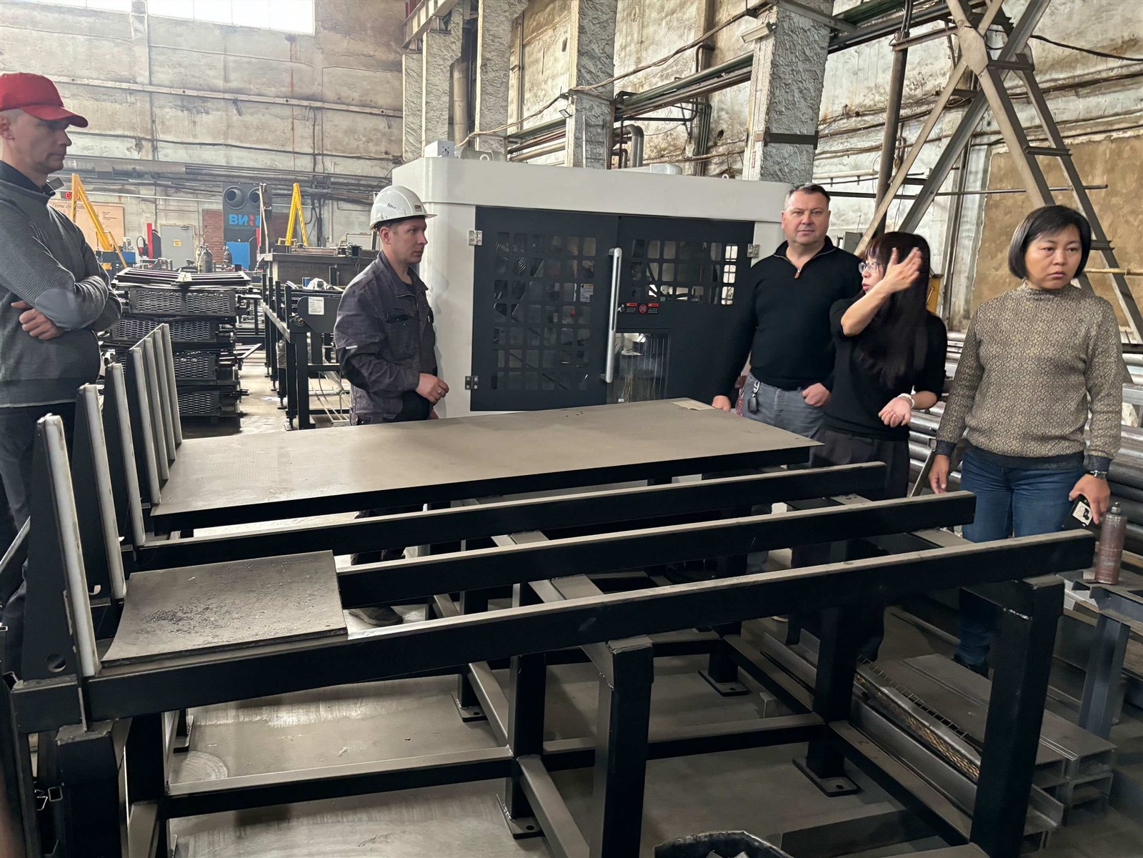 Circular saw machine aluminum casting cutting square tube cutting machine Circular saw machine aluminum casting cutting square tube cutting machine